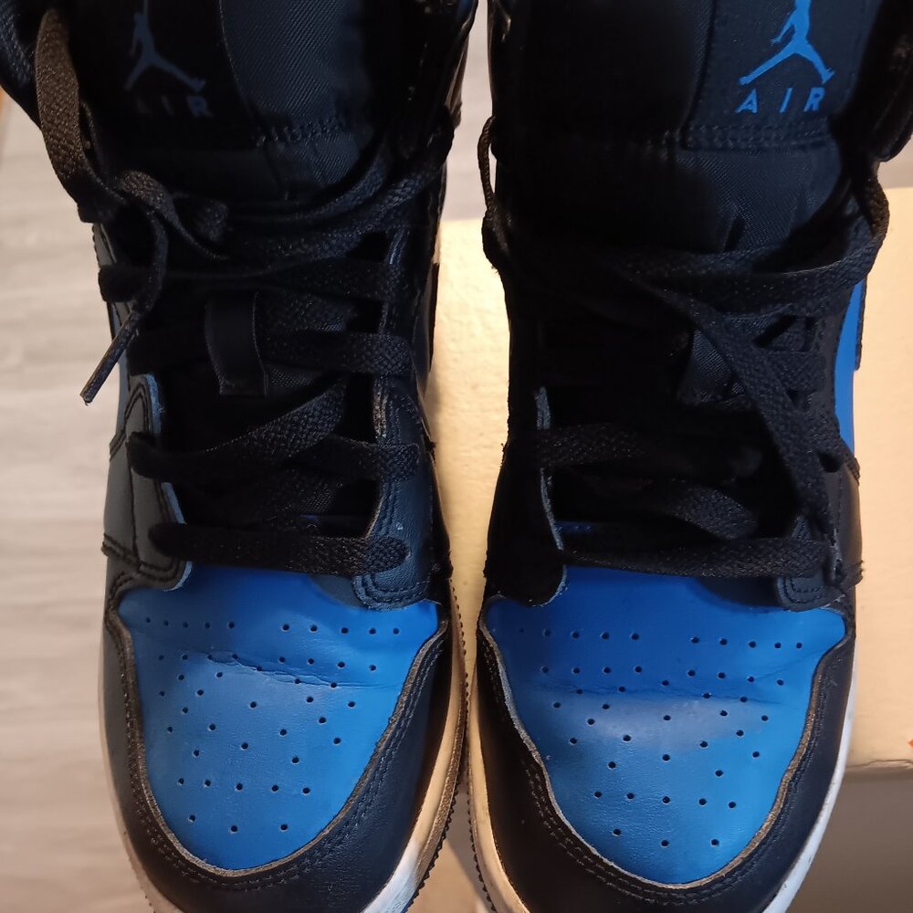 Jordan Mid 1"Black/White/Royal Blue"